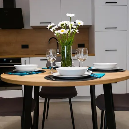 Apartman Garden 13 *